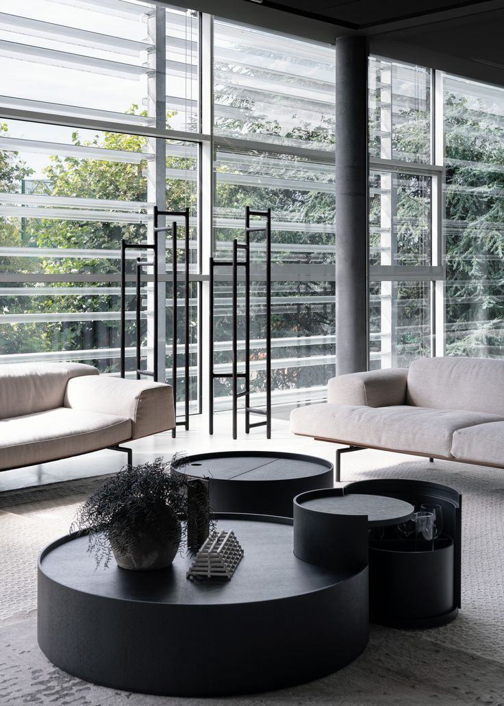 Living_Divani_Eclipse_coffee_table_Servant_online_store_5.jpg Living_Divani_Eclipse_coffee_table_Servant_online_store_5.jpg