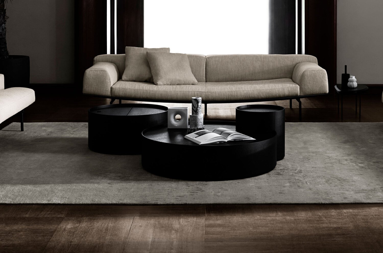 Living_Divani_Eclipse_coffee_table_Servant_online_store_7.jpg Living_Divani_Eclipse_coffee_table_Servant_online_store_7.jpg