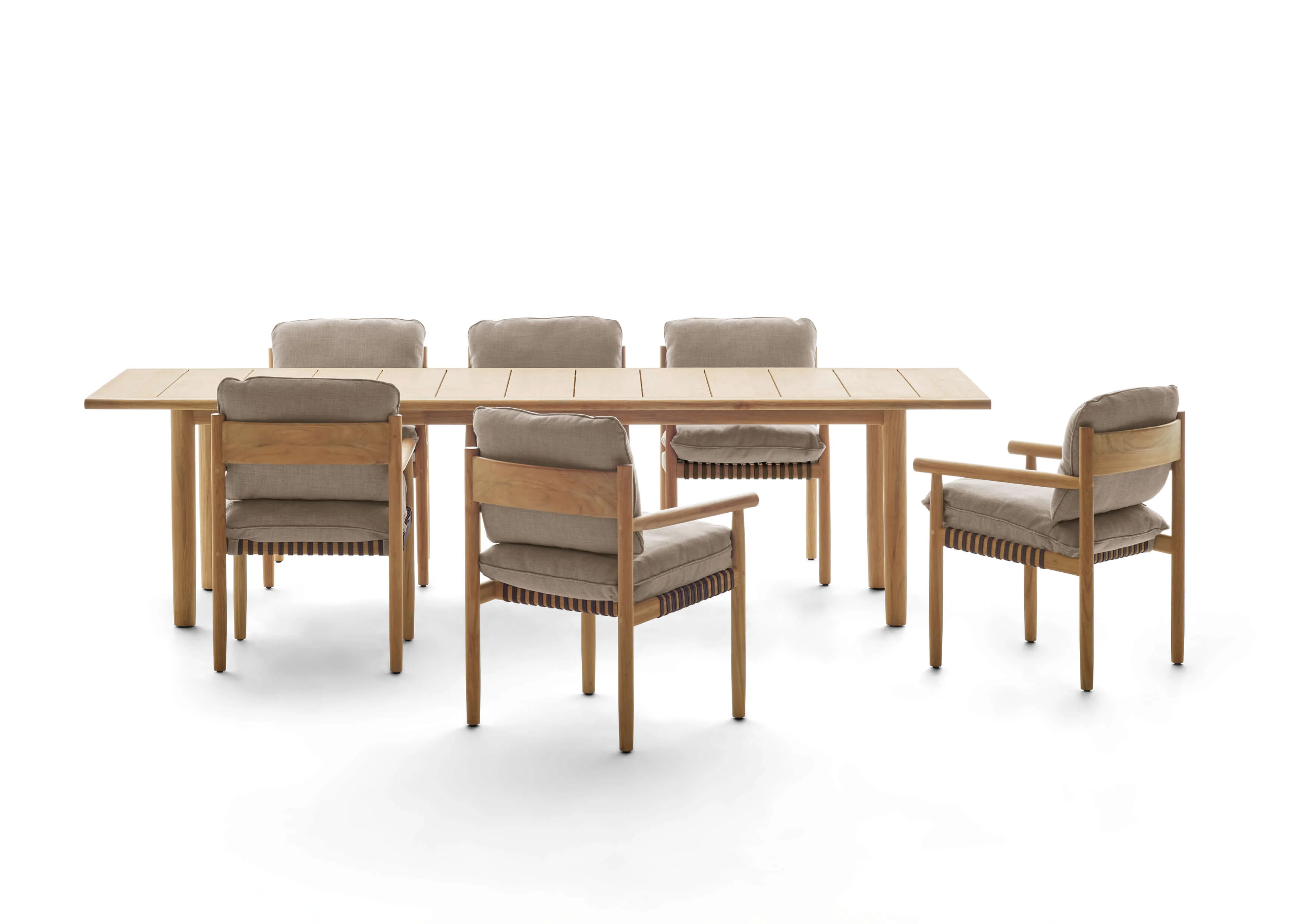 -194-dedon-setting-01-20240401163956.webp -194-dedon-setting-01-20240401163956.webp