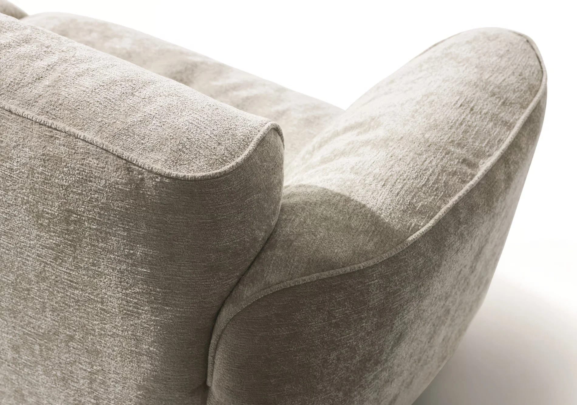 -58-grande-soffice-edra-443335-rel12599e0jpg-20230906154934.webp -58-grande-soffice-edra-443335-rel12599e0jpg-20230906154934.webp