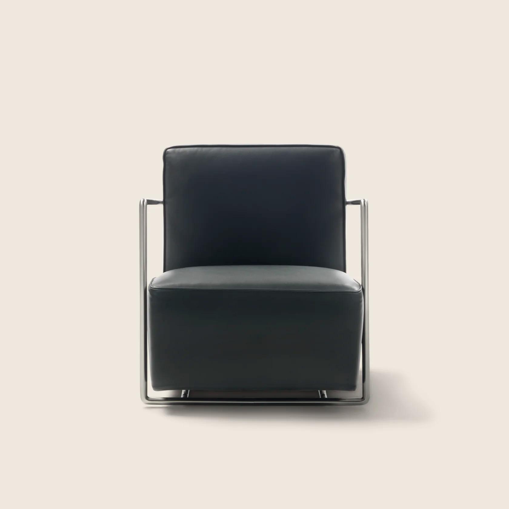 011B11_A-2.jpeg 011B11_A-2.jpeg