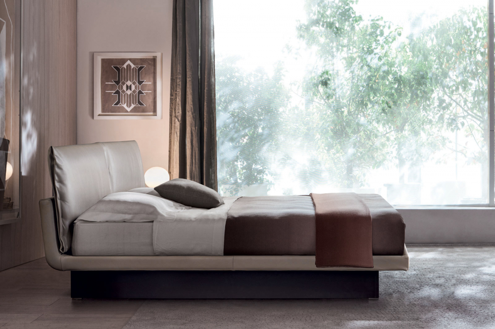 Molteni&C_Lisbon_Shorwoom_Servant_Honey_Bed_2 Molteni&C_Lisbon_Shorwoom_Servant_Honey_Bed_2